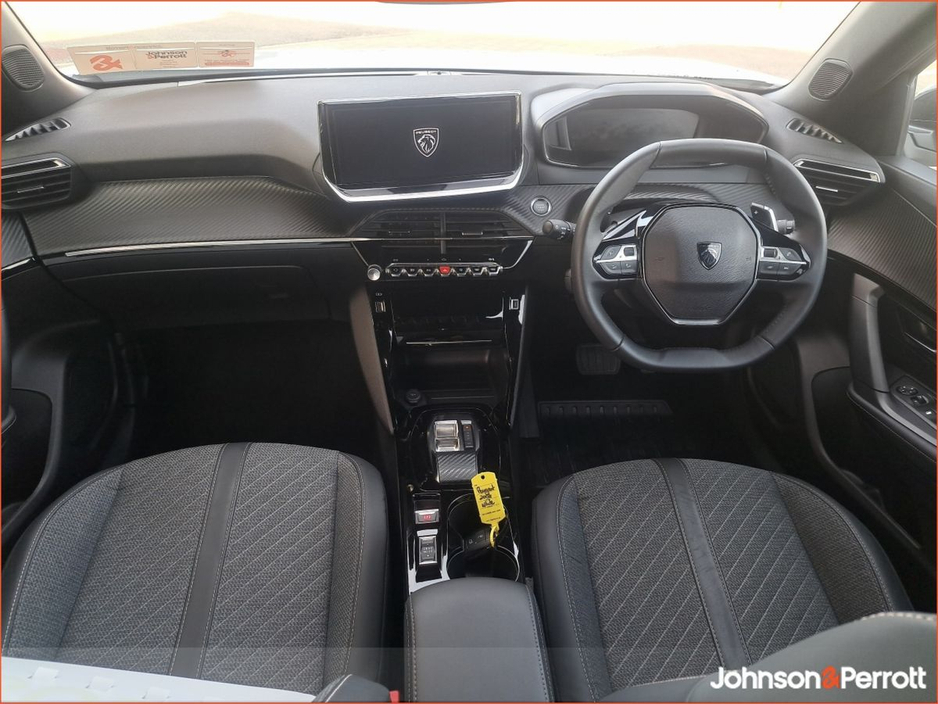 2025 Peugeot 2008 HYBRID 145BHP e-DCS6 Allure €33,900
