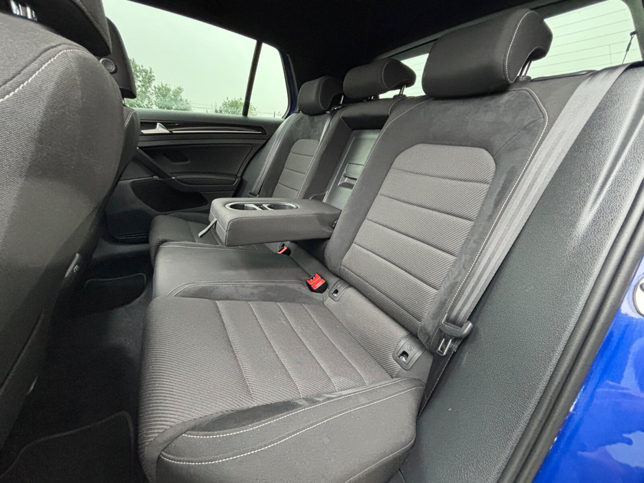 2019 Volkswagen Golf 2.0 TSI 5DR 300HP DSG 4M R €34,995