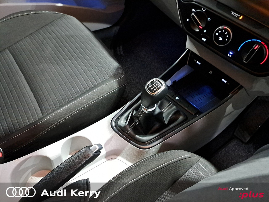 2022 Hyundai i20 DELUXE PLUS 1.2 WITH REAR CAMERA