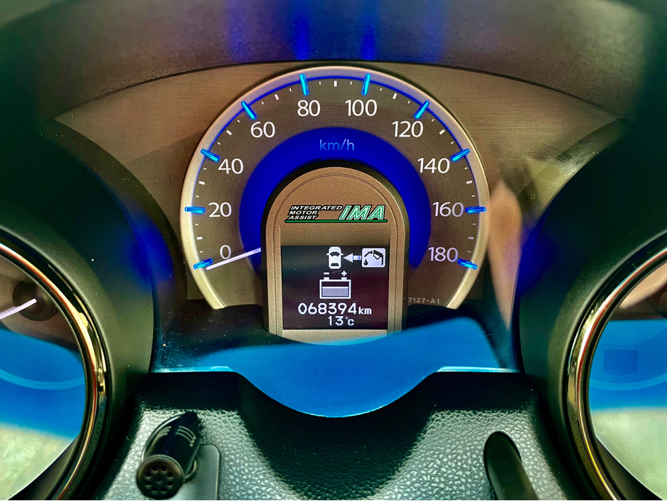 2014 Honda Shuttle - image 29