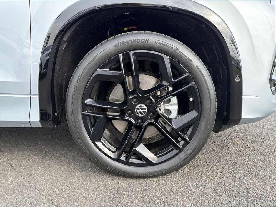 2026 Volkswagen Tayron - image 5