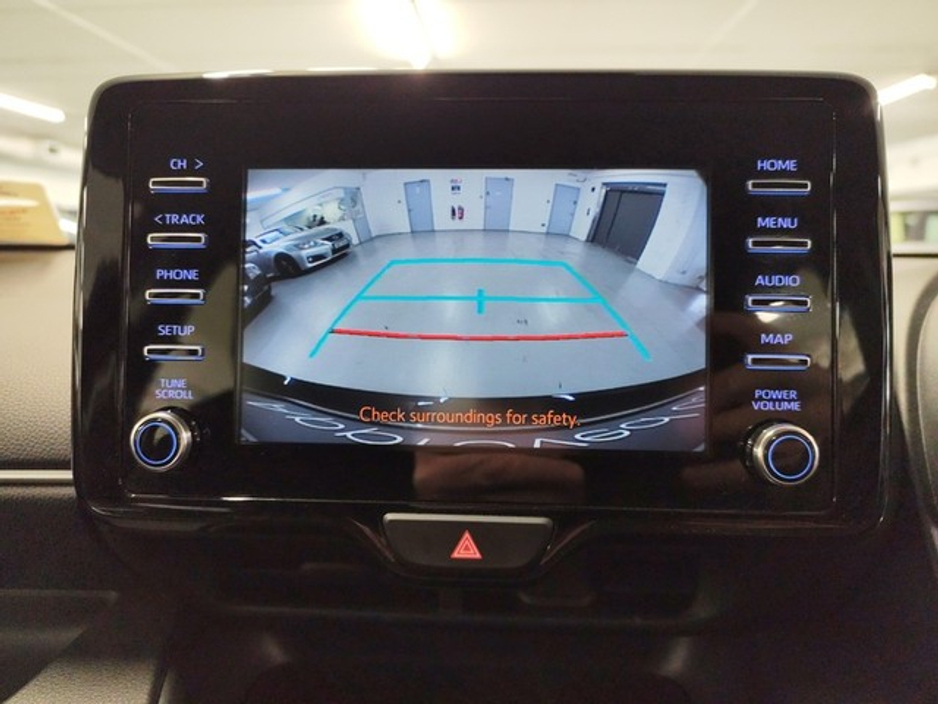 2021 Toyota Yaris 1.0 LUNA