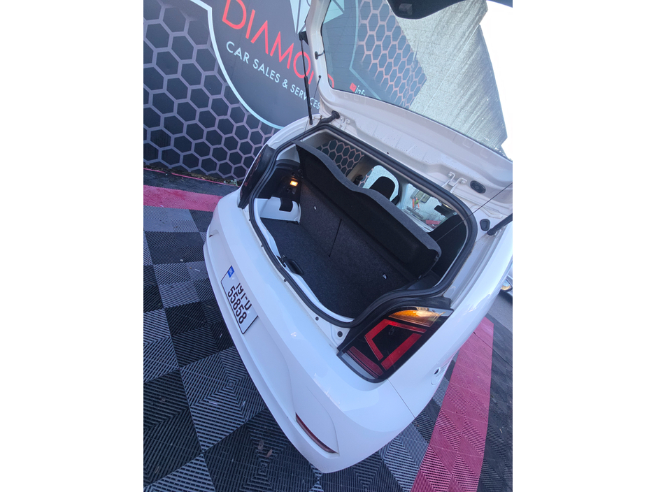 2019 Volkswagen up! DBA-AACHY 3DR €13,950