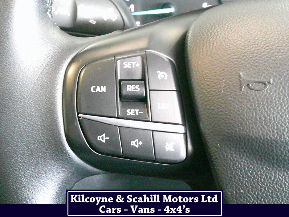 2019 Ford Focus - image 27