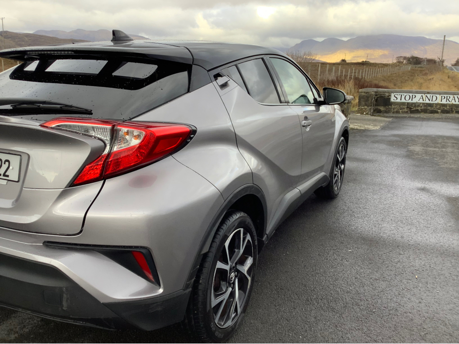 2018 Toyota C-HR 1.2T LUNA SPORT 4DR NOW SOLD…….
