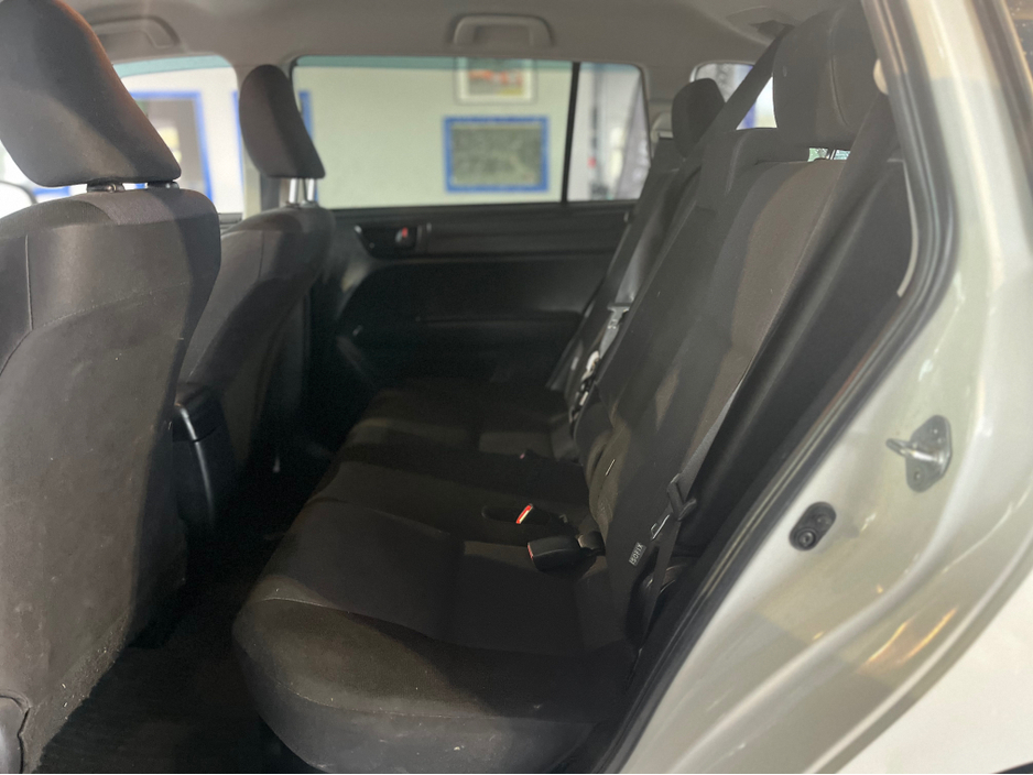 2017 Toyota Corolla - image 11