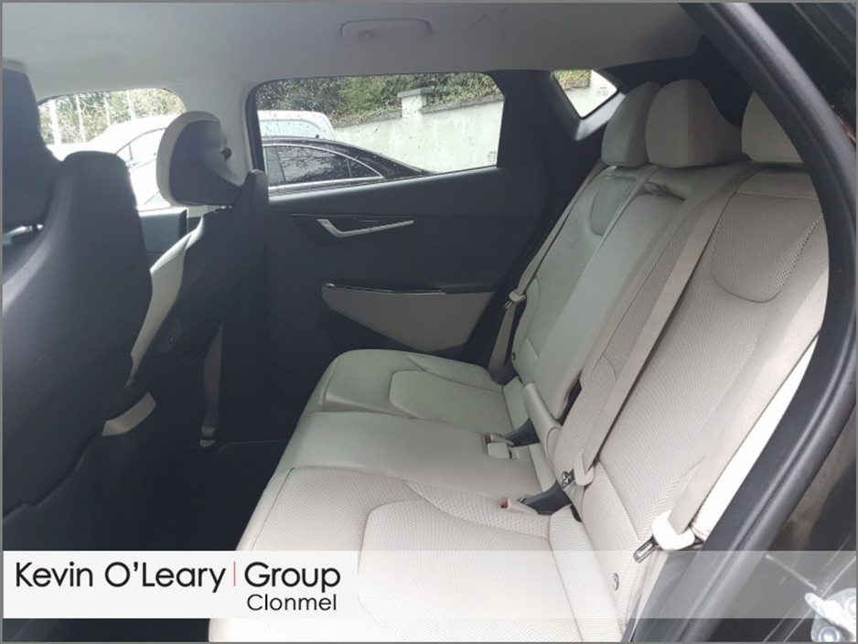 2023 Kia EV6 - image 9