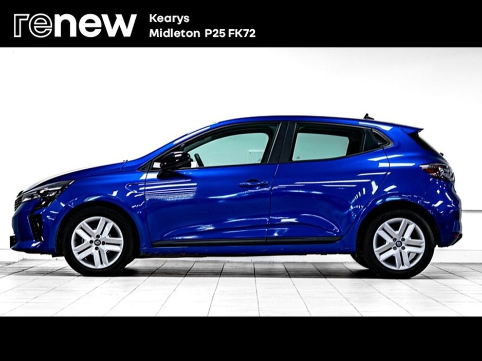 2025 Renault Clio - image 7