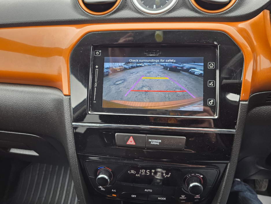 2015 Suzuki Vitara - image 15