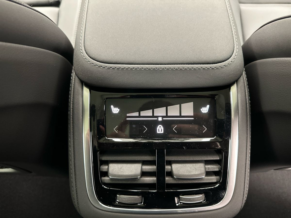 2026 Volvo XC90 - image 20