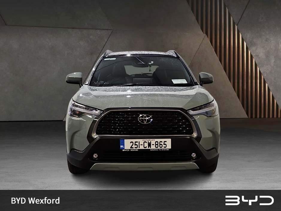 2025 Toyota Corolla Cross - image 2