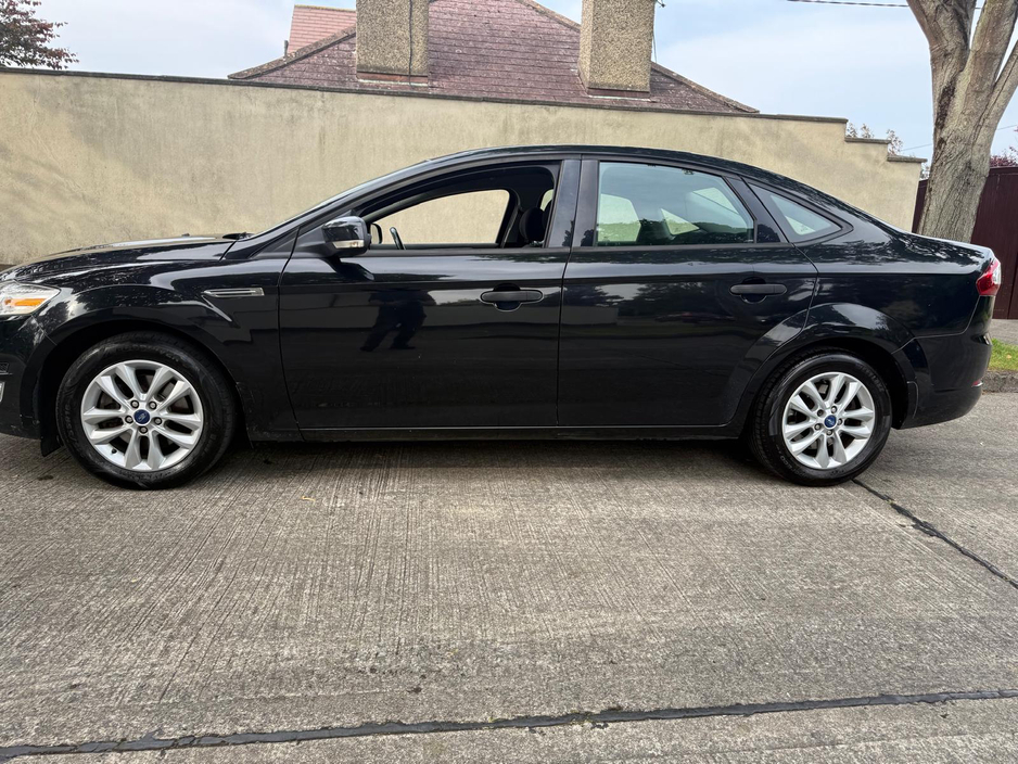2013 Ford Mondeo - image 5