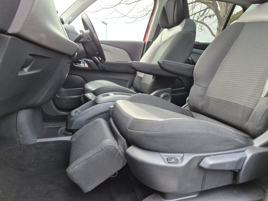 2015 Citroen C4 - image 10