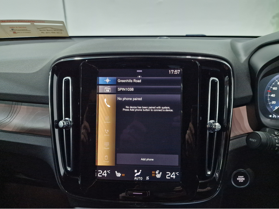 2023 Volvo XC40 T4 PLUS DARK RECHARGE AUTOMATIC **ONE OWNER / APPLE CARPLAY / CRUISE CONTROL / ELECTRIC BOOTLID / HEATED FRONT & REAR SEATS / HEATED STEERING WHEEL / 360 DEGREE CAMERA / WIRELESS PHONE CHARGING** €38,900