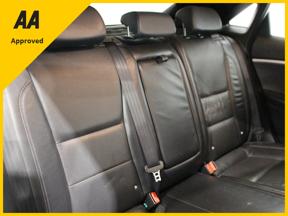 2016 Hyundai i30 - image 20