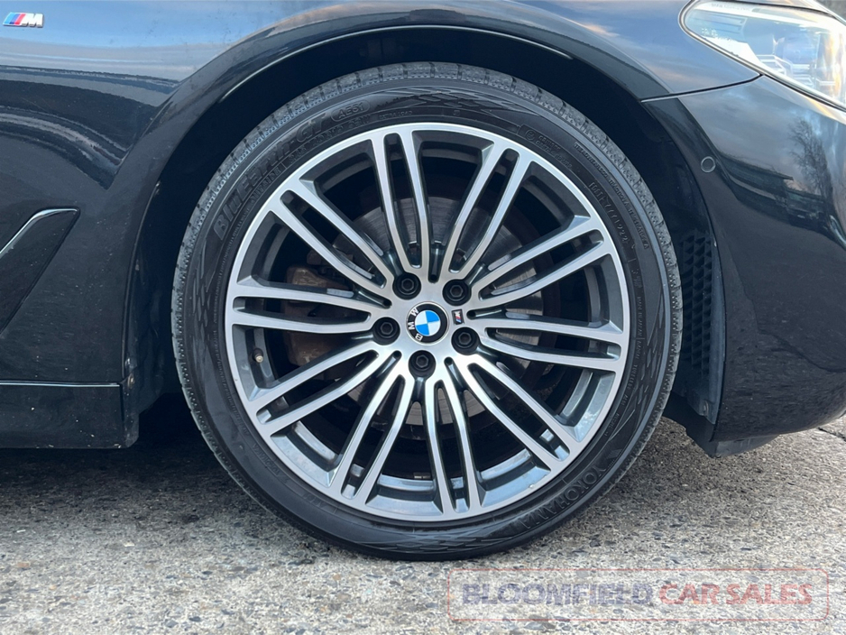 2017 BMW 5 Series MSPORT , AUTO // LOW MILEAGE €26,950