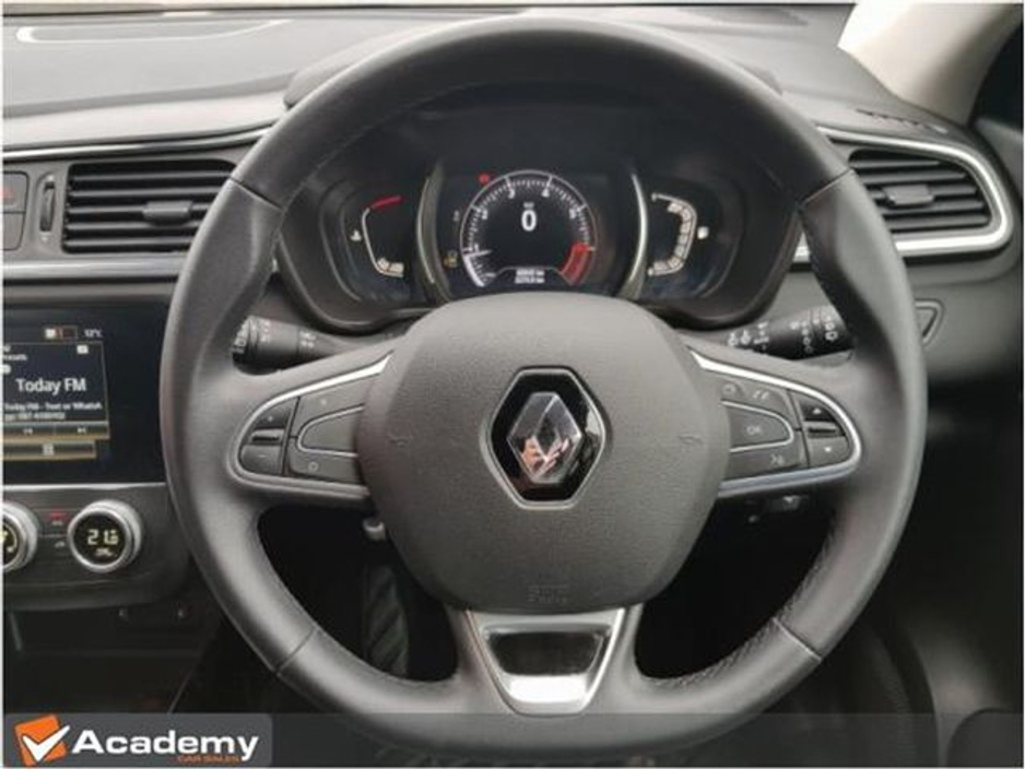 2022 Renault Kadjar - image 15