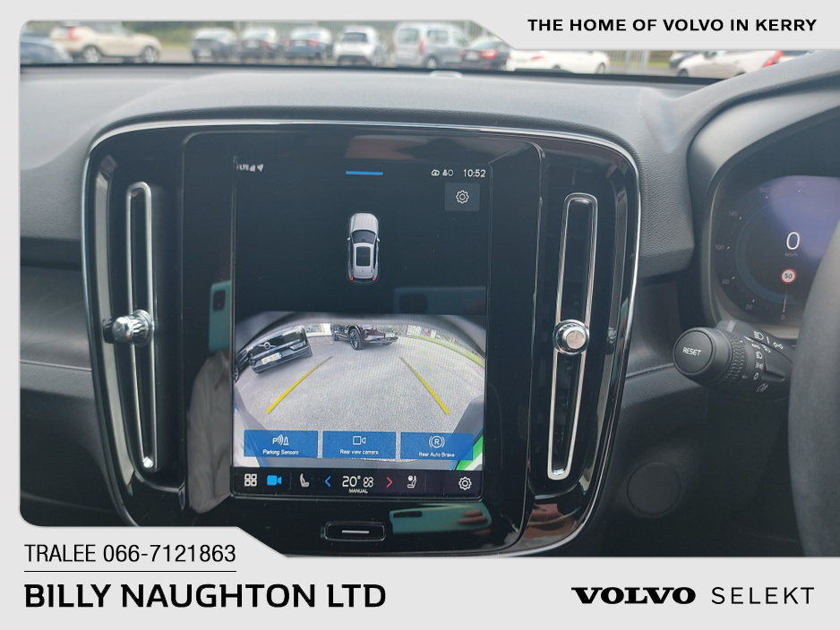 2024 Volvo XC40 - image 26