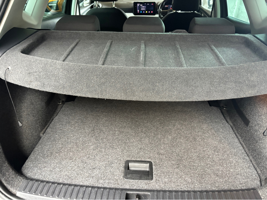 2023 SEAT Arona - image 6