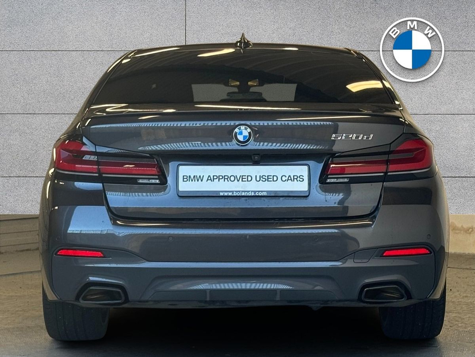 2022 BMW 5 Series 520d M Sport €42,975