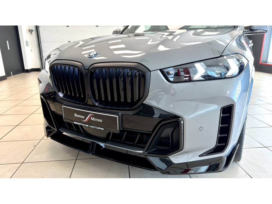 2024 BMW X5 - image 27