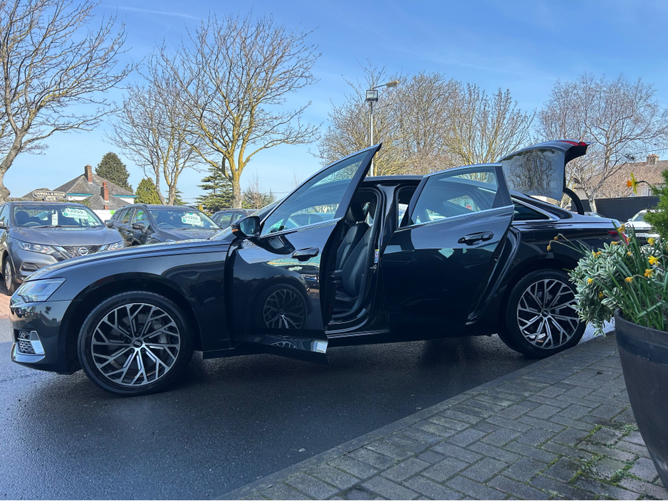 2021 Audi A6 - image 7