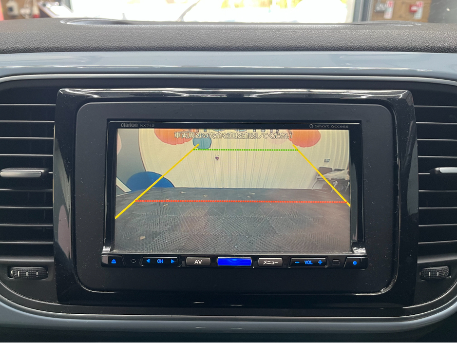 2013 Volkswagen Beetle - image 15