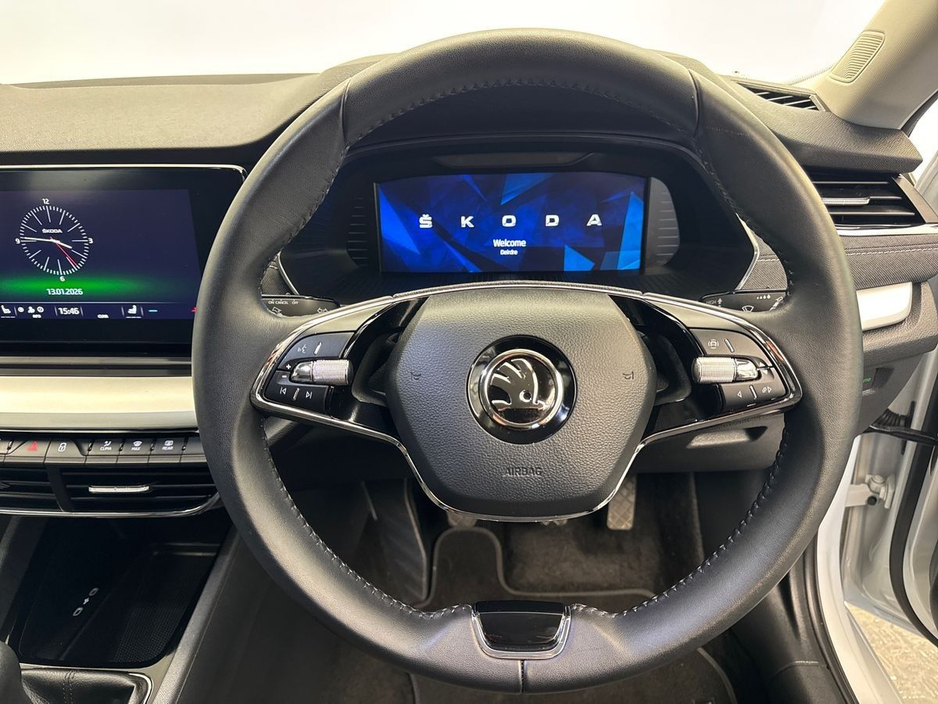 2024 Skoda Octavia - image 13