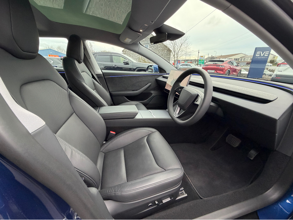 2025 Tesla Model 3 - image 19