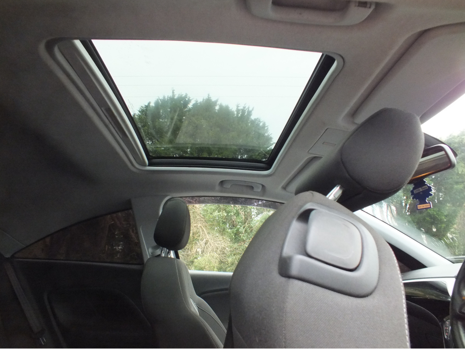 2015 Opel Corsa - image 8