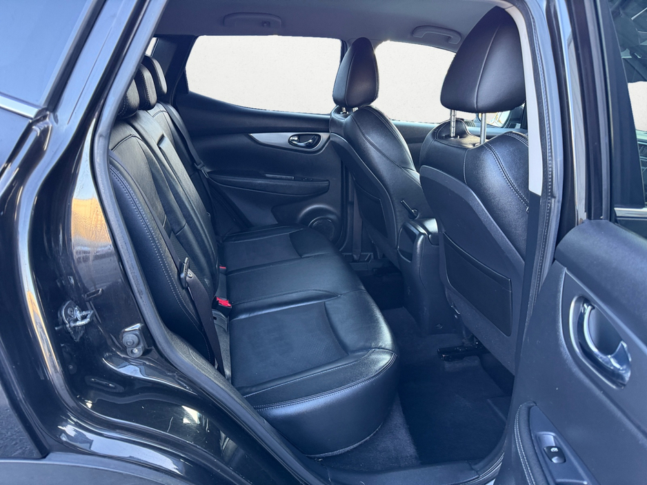 2017 Nissan Qashqai - image 7