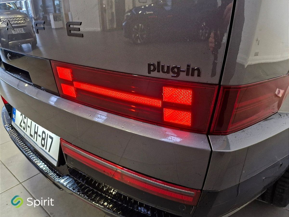 2025 Hyundai Santa Fe 1.6 PHEV 4WD Premium * CALL PATRICK ON 0868171837 * €64,950