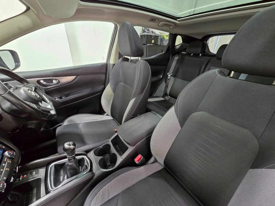 2017 Nissan Qashqai - image 19