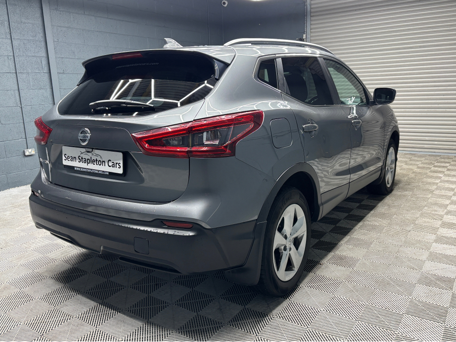 2018 Nissan Qashqai - image 11