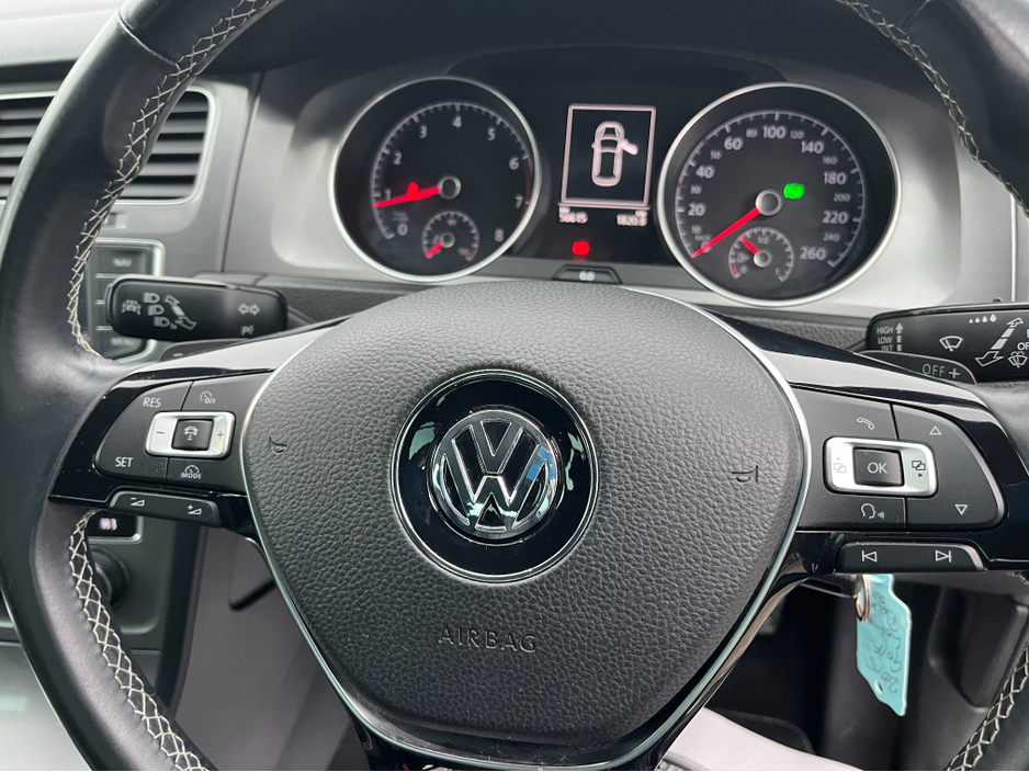 2015 Volkswagen Golf 1.2 TSI 5DR AUTO COMFORT LOW KMS