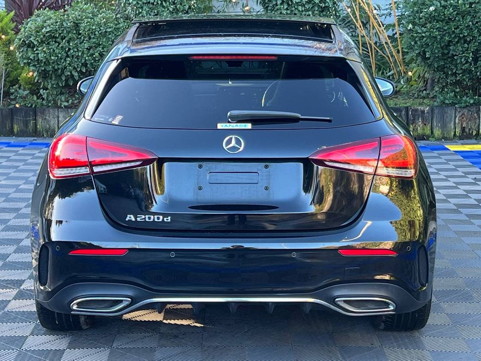 2019 Mercedes-Benz A Class A200d AMG-LINE PREMIUM PLUS // OPENING PAN ROOF // LEATHER HEATED SEATS // VIRTUAL COCKPIT €26,900