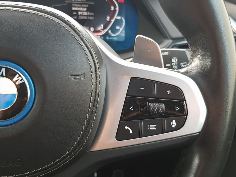 2022 BMW X5 xDrive45e xLine €63,995