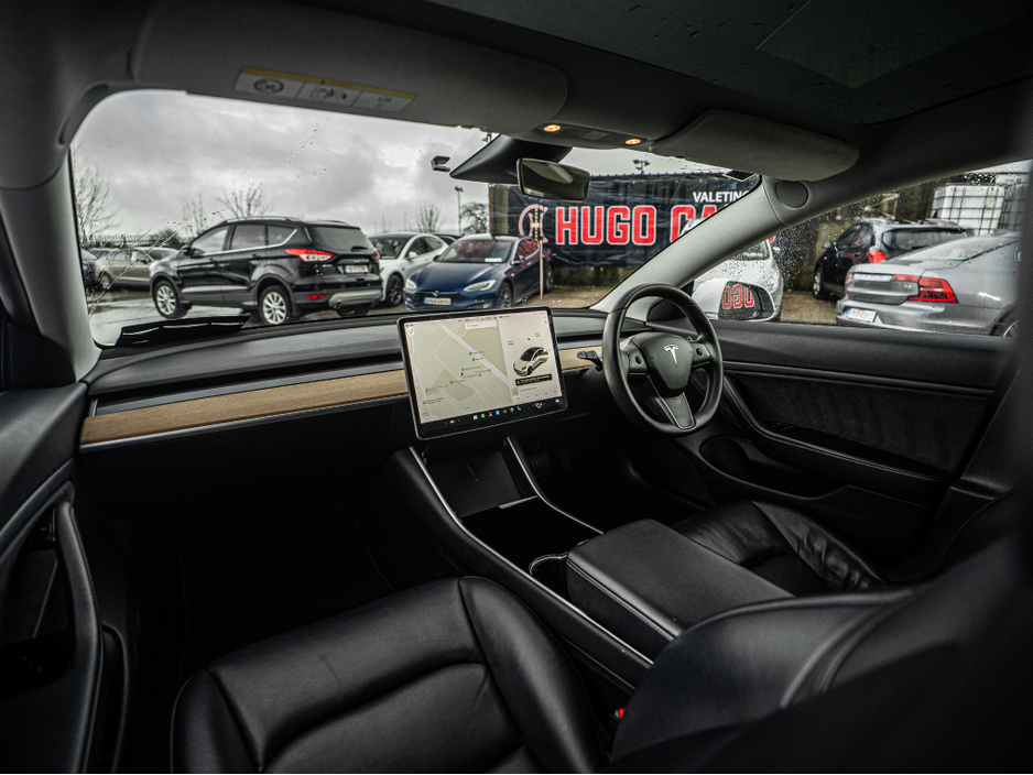 2019 Tesla Model 3 192 Tesla Model 3/New NCT/Irish/1yr warranty €19,888