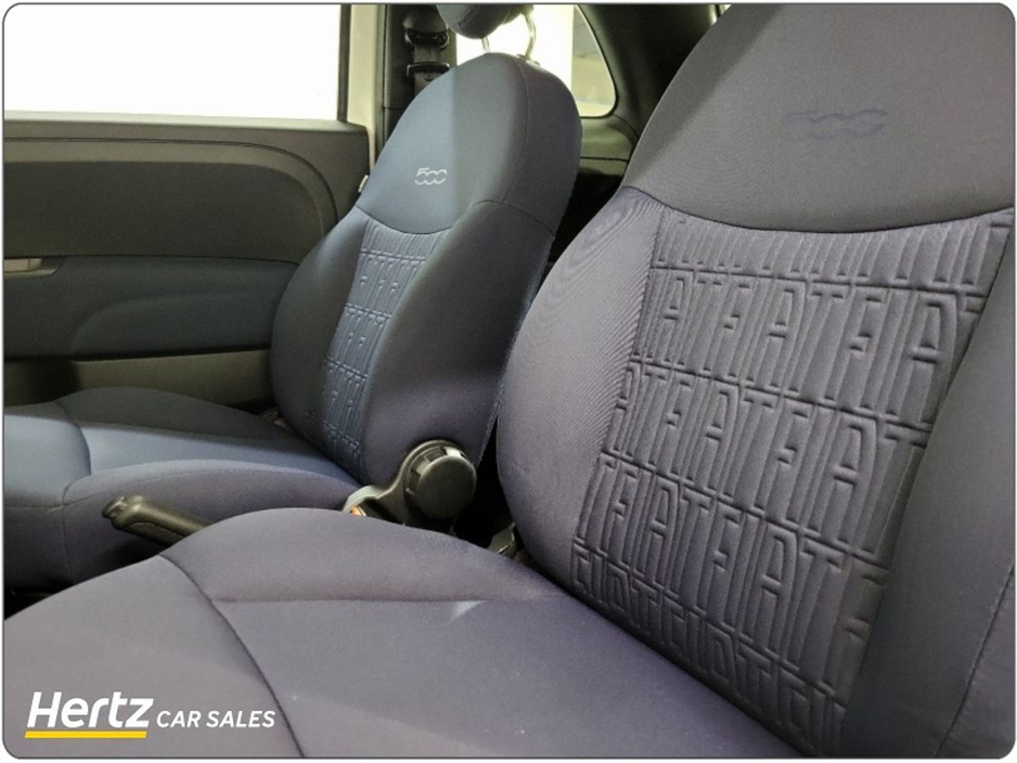 2023 Fiat 500 - image 5