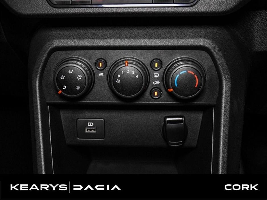 2021 Dacia Sandero - image 23