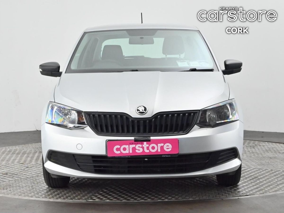 2016 Skoda Fabia - image 8