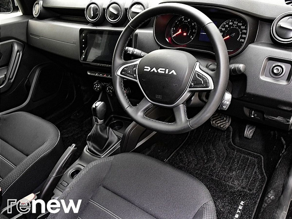 2024 Dacia Duster - image 6