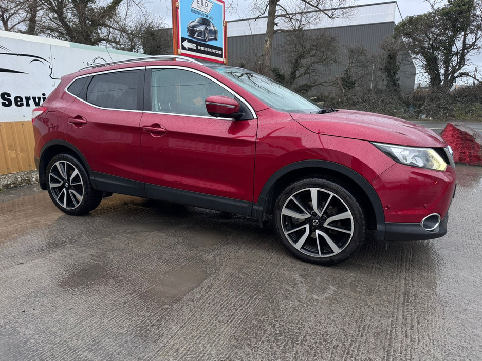 2015 Nissan Qashqai 1.5 SVE DAP + GLASS ROYALE ROOF E 4DR €9,800