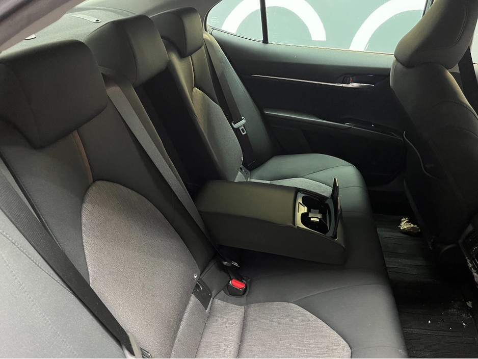 2020 Toyota Camry - image 14