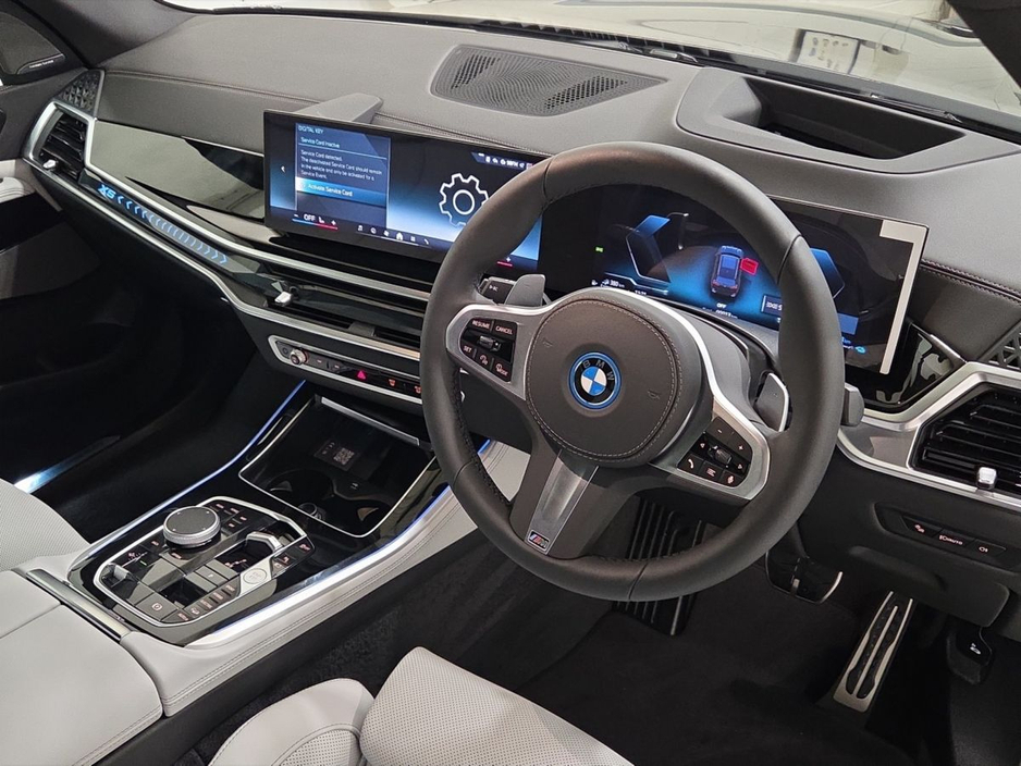 2026 BMW X5 xDrive50e M Sport