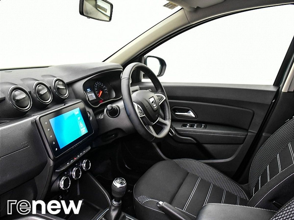 2022 Dacia Duster Prestige Blue dCi 115 4x2 €21,900