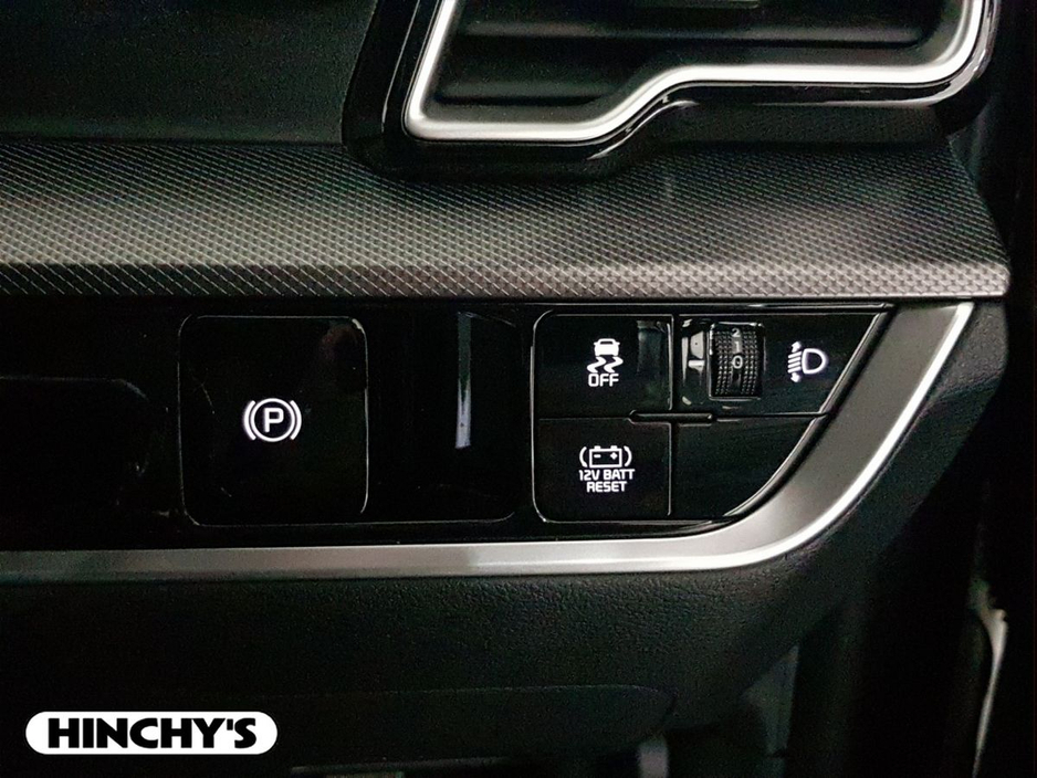 2022 Kia Sportage - image 20