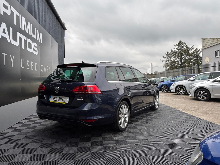 2015 Volkswagen Golf - image 2