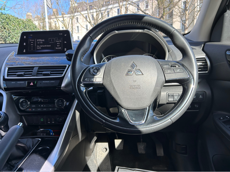 2019 Mitsubishi Eclipse Cross - image 15