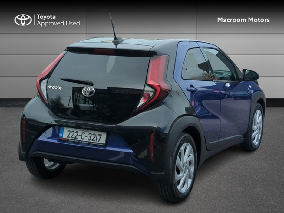 2022 Toyota Aygo - image 2